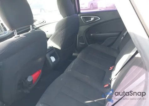 2015 Chrysler 200 Limited z USA, uszkodzony, nr VIN 1C3CCCAB3FN695032